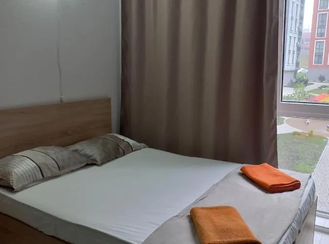 смарт студио на шевченка 60 семицвіт Apartment Lviv